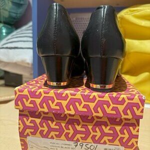 Tory Burch  Leather Pumps